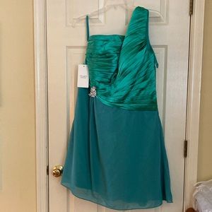 Green Dressily Bee Dress